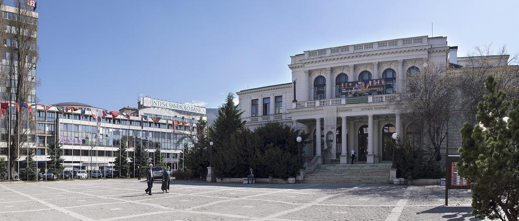 Studio Apartment Theatre View Sarajevo Buitenkant foto