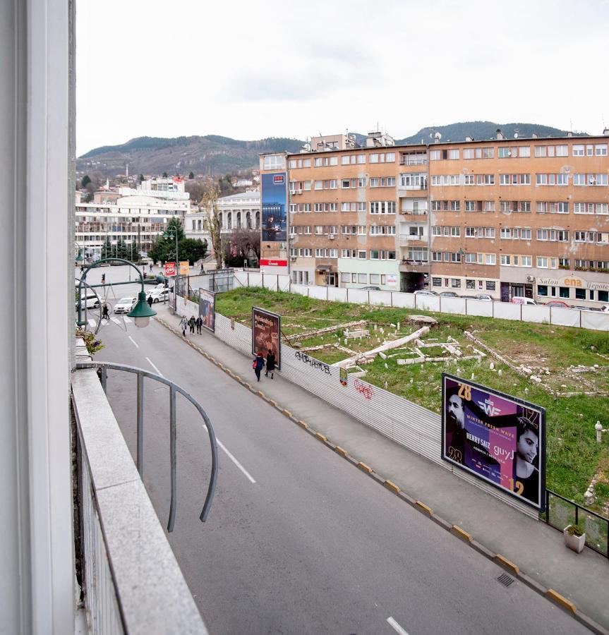 Studio Apartment Theatre View Sarajevo Buitenkant foto