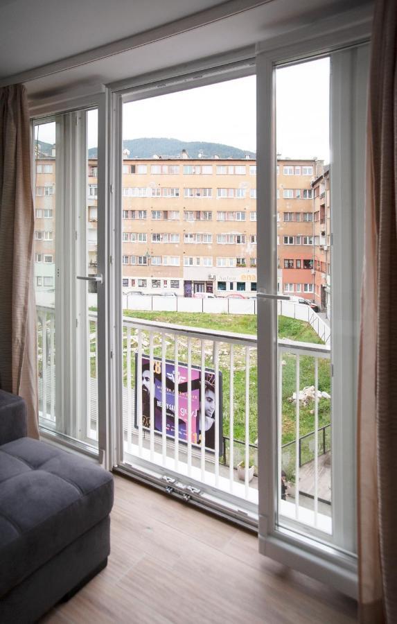 Studio Apartment Theatre View Sarajevo Buitenkant foto